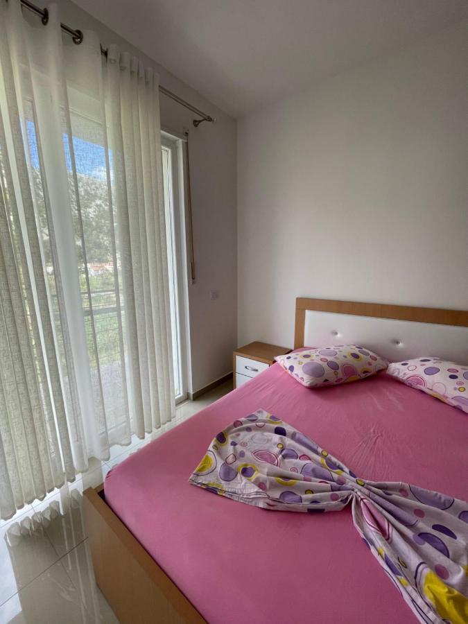 Nimfeum Apartments Shëngjin Esterno foto