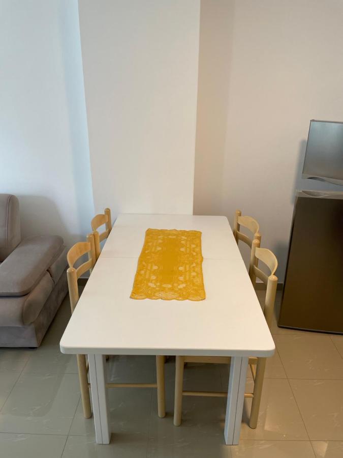 Nimfeum Apartments Shëngjin Esterno foto