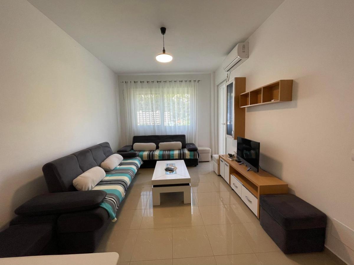 Nimfeum Apartments Shëngjin Esterno foto