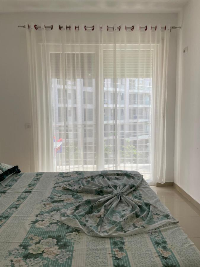 Nimfeum Apartments Shëngjin Esterno foto